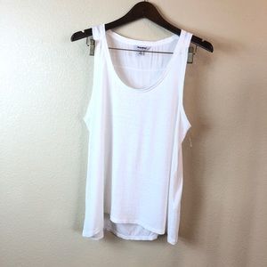 🛍  Lucky Brand White Sleeveless Tee Shirt